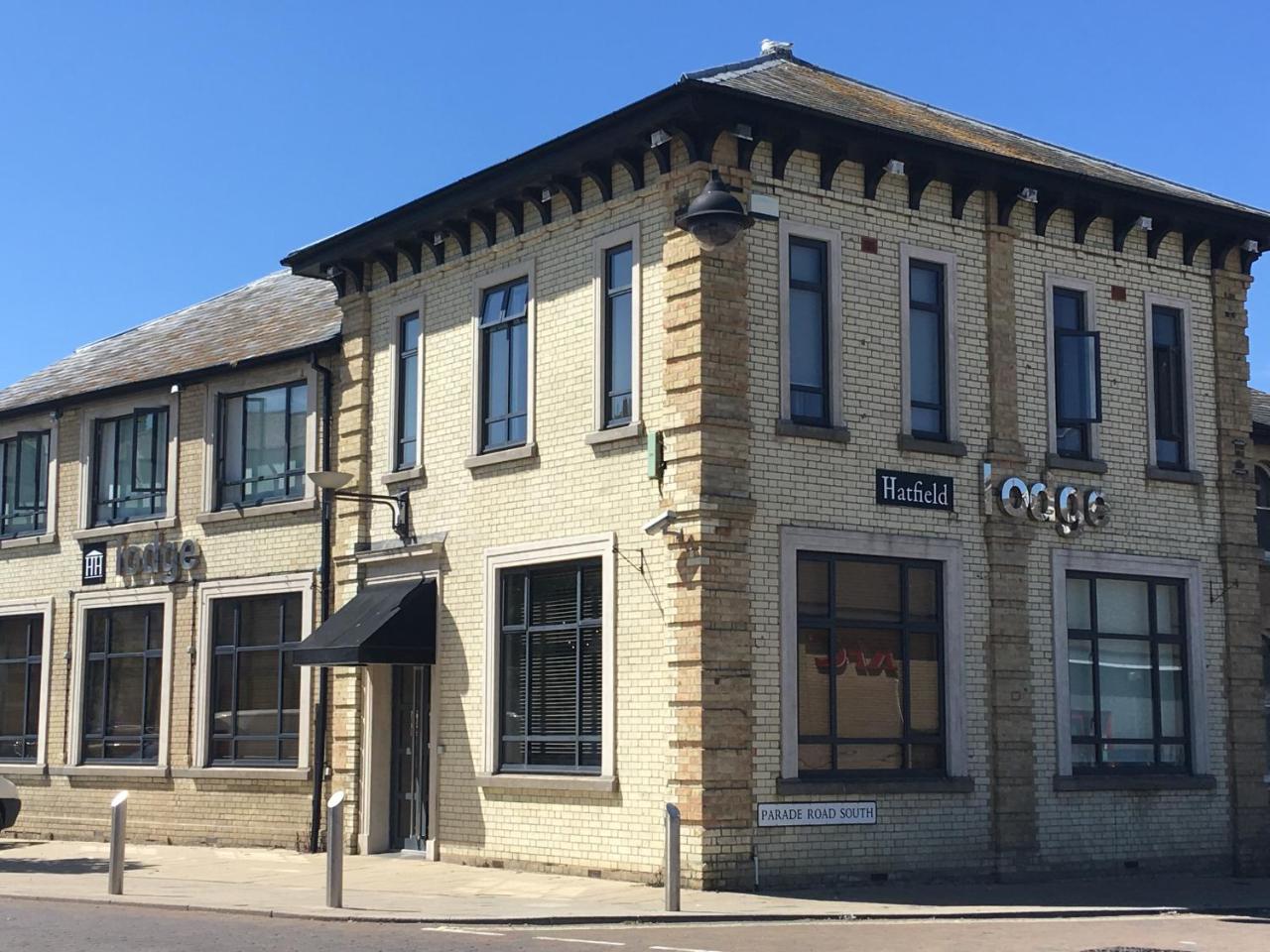 Hatfield Lodge 洛斯托夫特 外观 照片